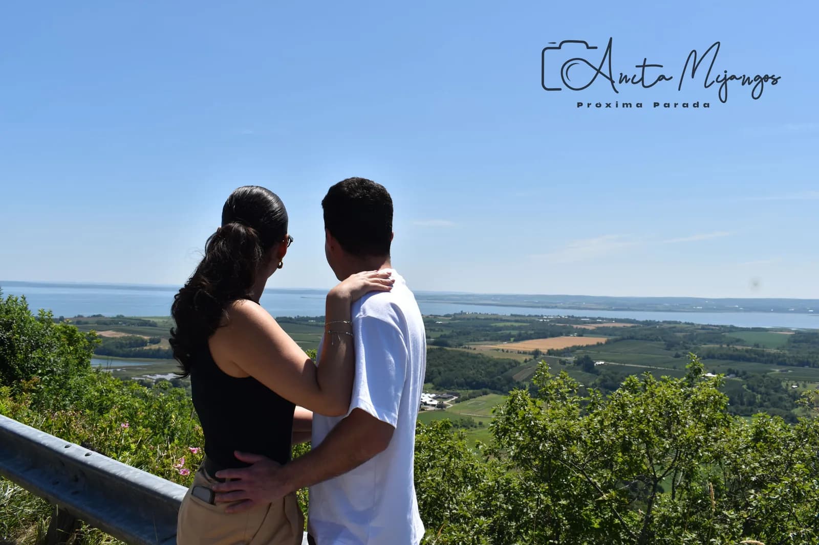 Vista del valle y su paisaje verde